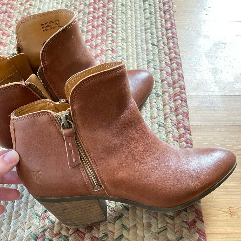 Frye “Judith” Double Zip Leather Bootie